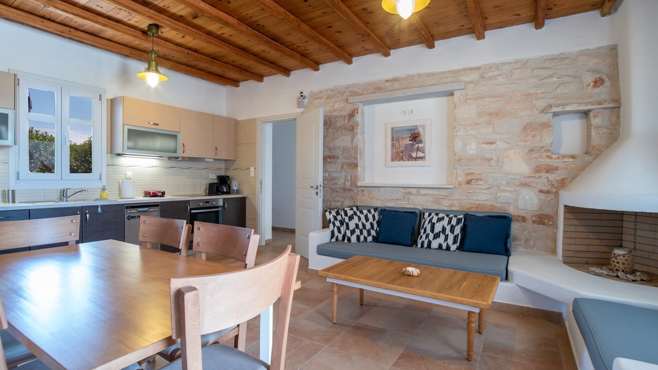Photo of Livingroom in Chrissi Akti