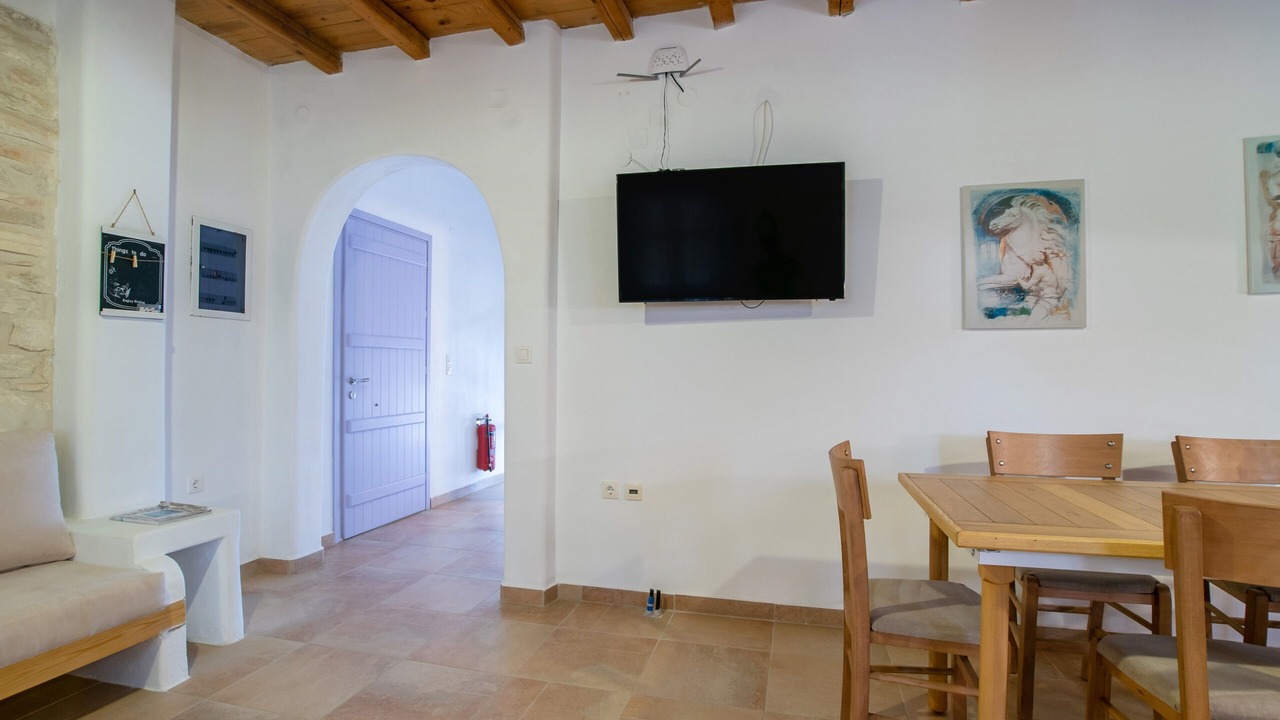 Photo of Livingroom in Chrissi Akti