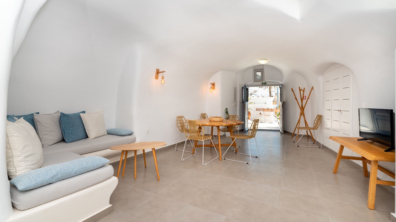 Photo of Livingroom in Vothon