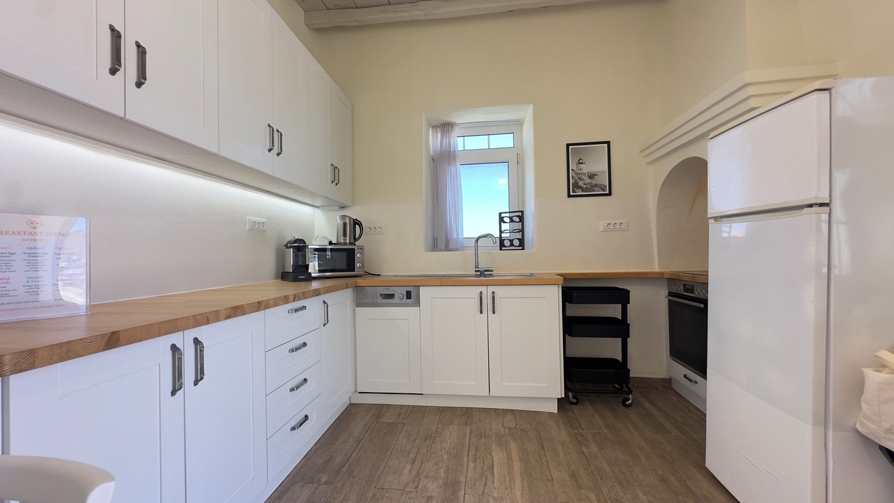Photo of Kitchen in Ornos