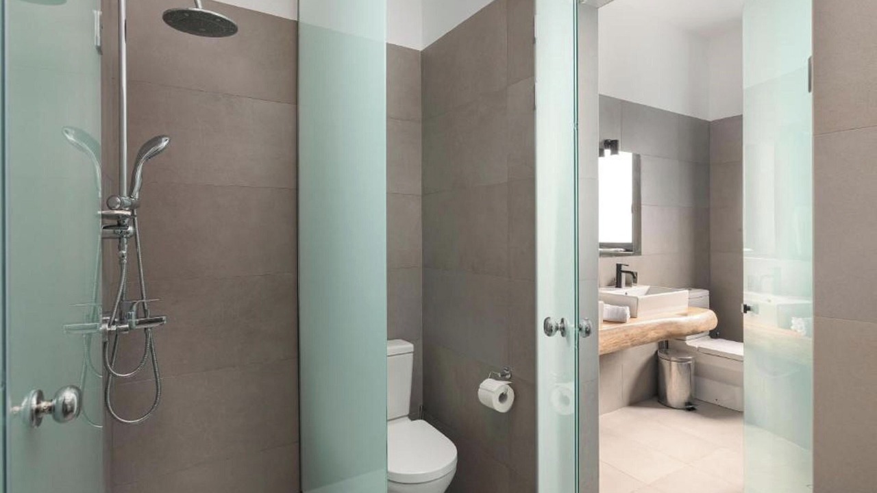 Photo of Bathroom in Rhodes Town