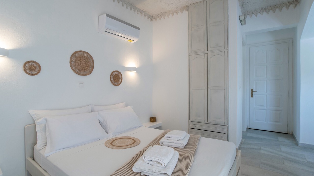 Photo of Bedroom in Mikri Vigla