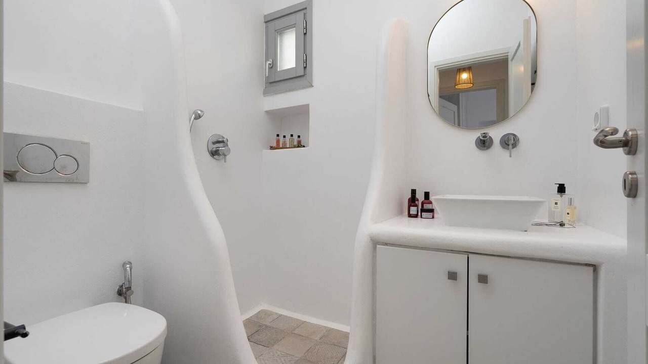 Photo of Bathroom in Agia Anna
