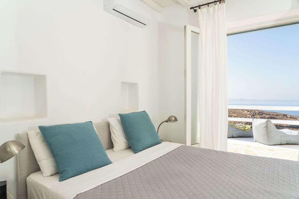 Photo of Bedroom in Faros Armenistis