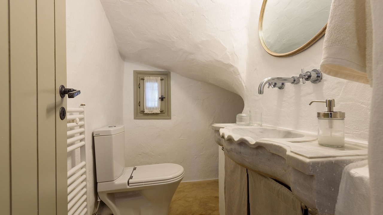 Photo of Bathroom in Logaras