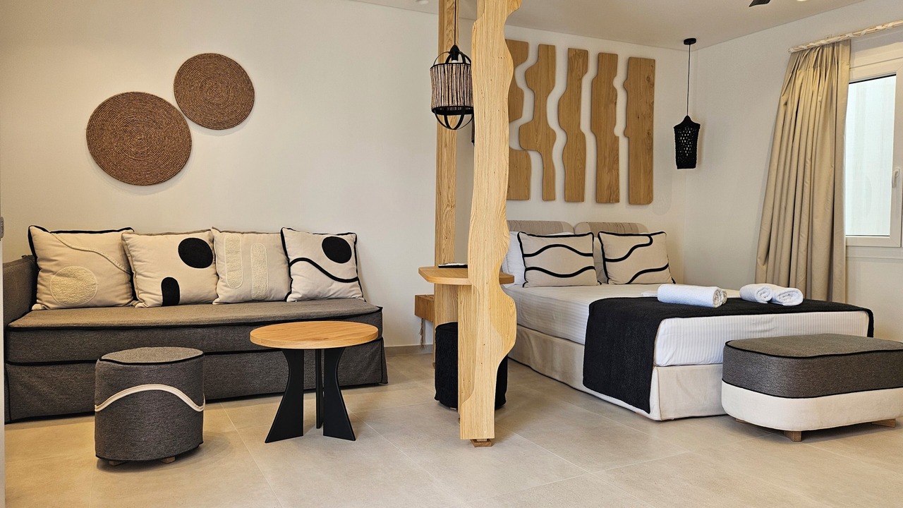 Photo of Bedroom in Adamas