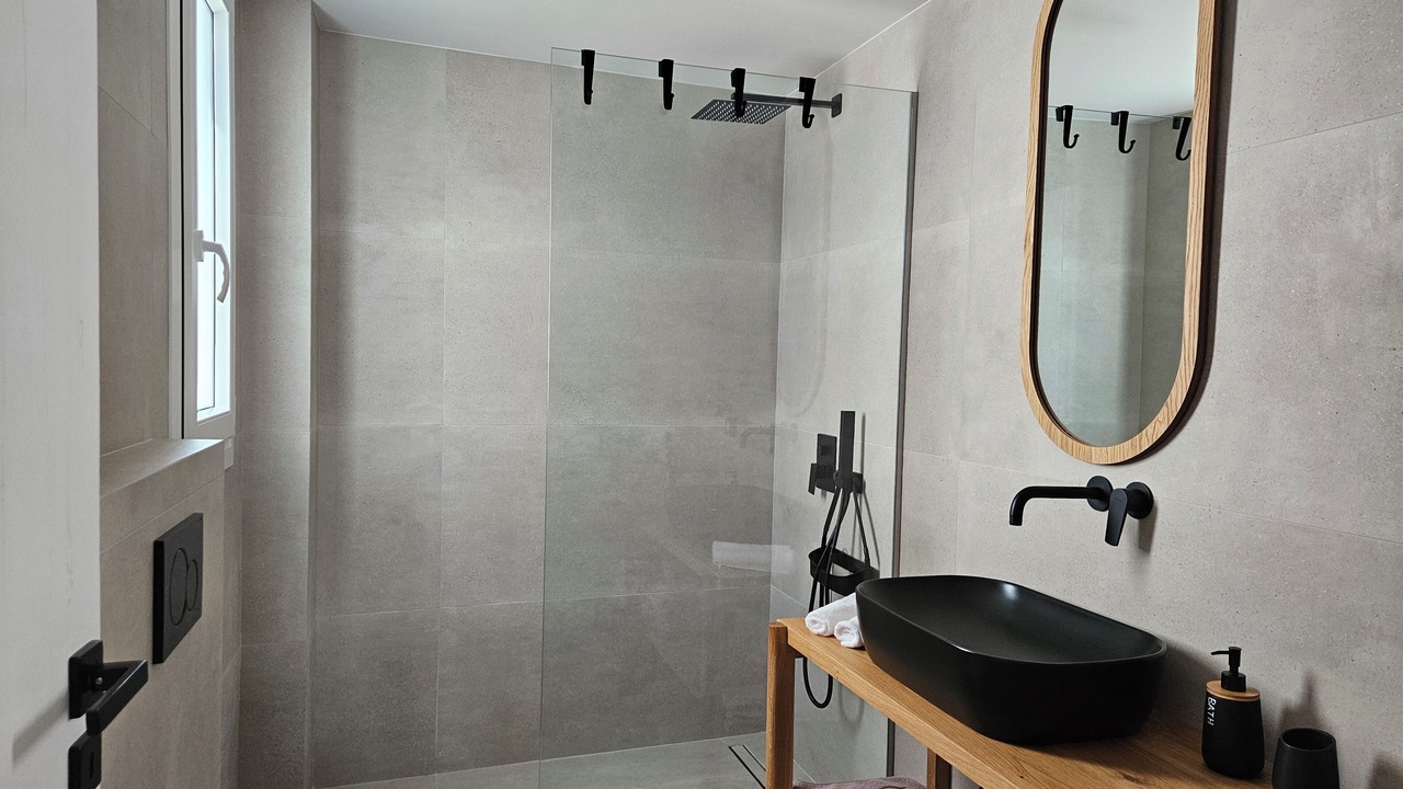Photo of Bathroom in Adamas