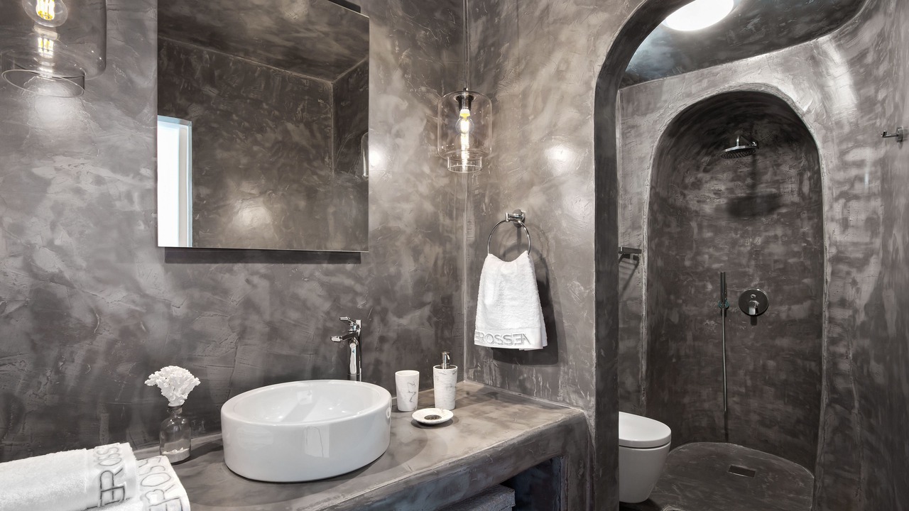 Photo of Bathroom in Imerovigli