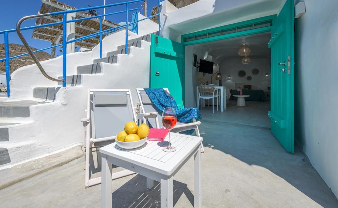 Photo of Patio Balcony in Mandrakia