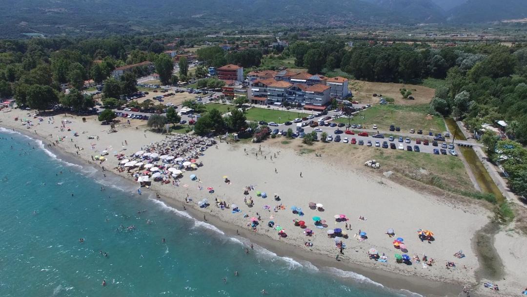 Photo of Others in Paralia Skotinis