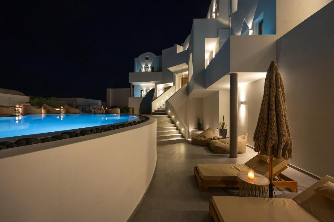 Photo of Others in Fira