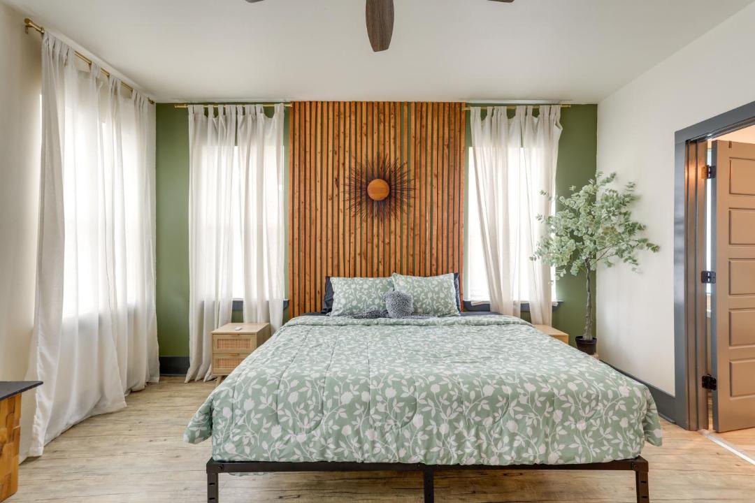 Photo of Bedroom in Arabi