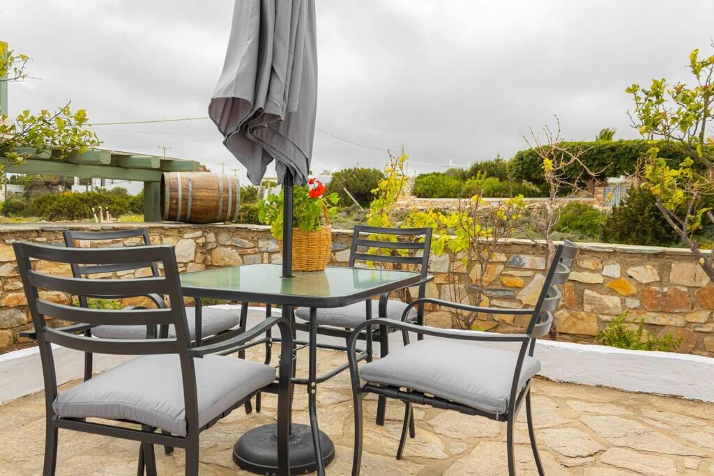 Photo of Patio Balcony in Drios