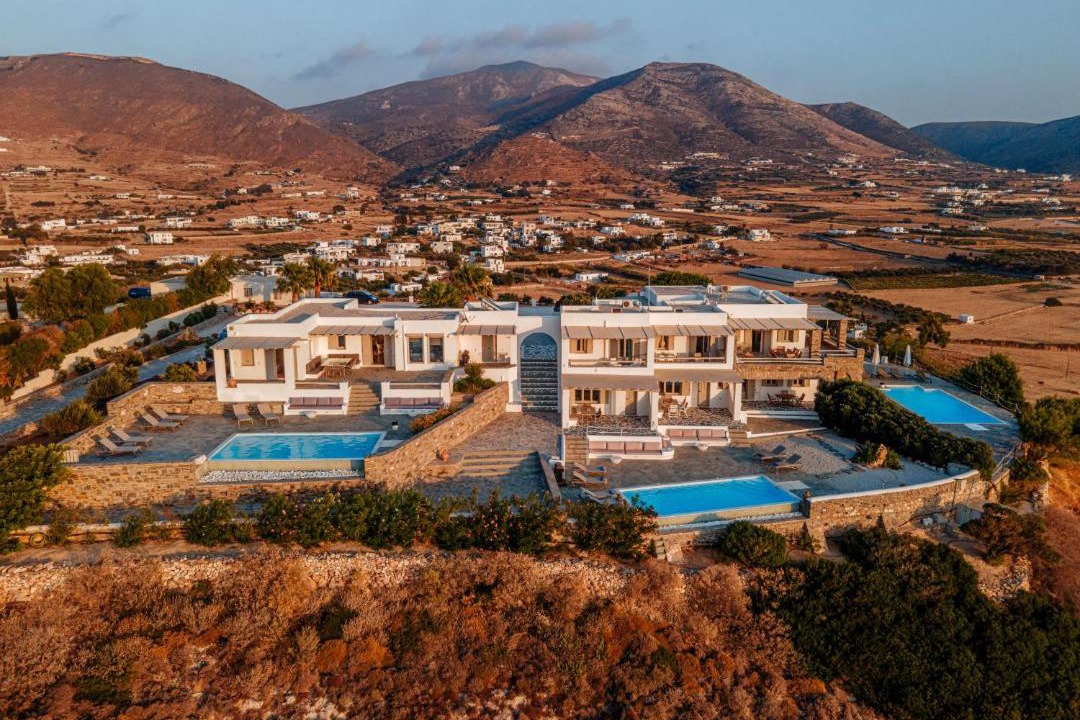 Photo of Others in Parasporos
