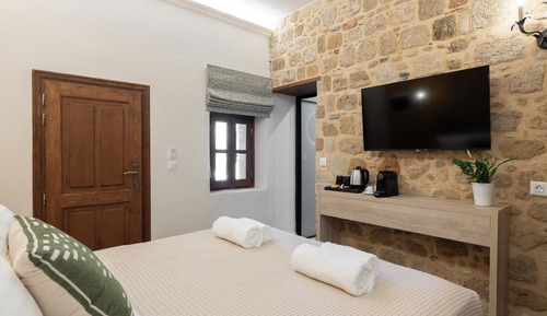 Kallipateira Luxury Suite Ground floor