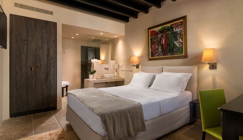 Suite, Balcony (Danai)