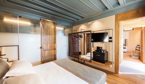 Domus Secreto Private Cave Jacuzzi