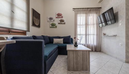 Two-Bedroom Deluxe Apartment with Balcony
