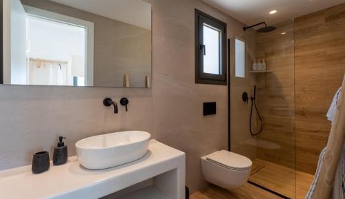 One-Bedroom Villa