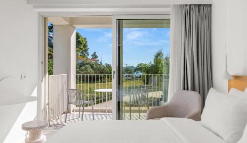 Standard Room - Inland view