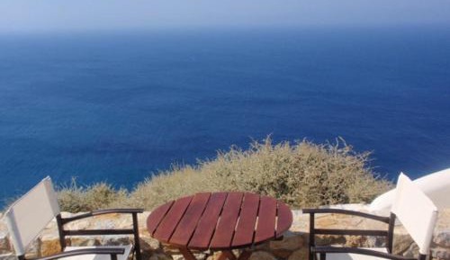 Two-Bedroom Apartment with Balcony and Sea View