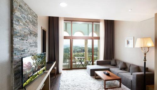 Superior Duplex Room