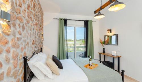 Deluxe King Suite