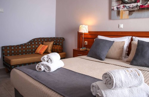 Mpatsi Hotel | Chryssi Akti, Sure Hotel Collection by Best Western
