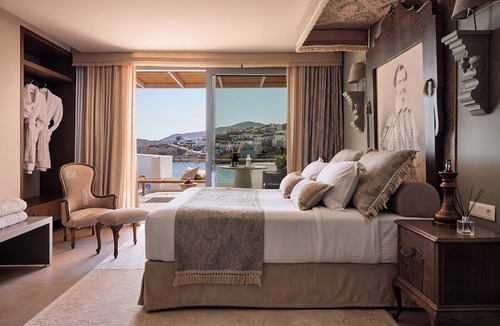 Loutra Hotel | Kythnos Bay Hotel