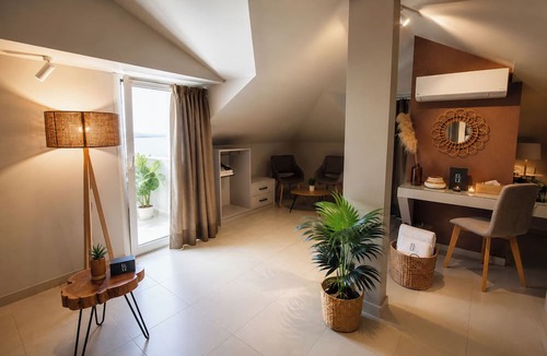 Katerini Hotel | ELLE Rooms & Suites