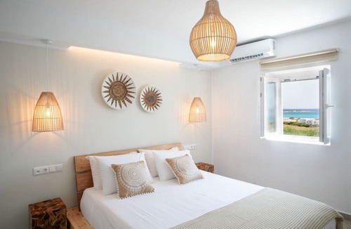 Naxos House | Phoenicia Naxos