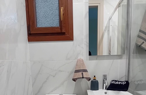 Samos Town House | Comfortable villa with sea view! Free parking and garden with outdoor furniture.