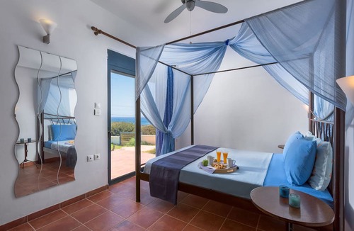 Lahania Villa | Cristelia Luxury Sea Front & Pool Villa