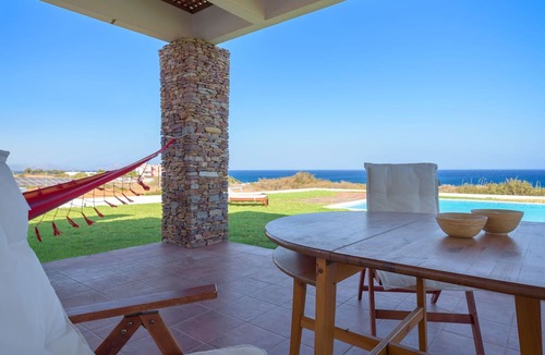 Lahania Villa | Cristelia Luxury Sea Front & Pool Villa