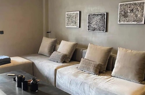 Glyfada Apartment | Luxury Apartment near the Sea.
