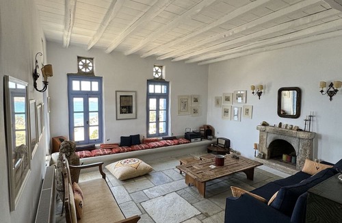 Kionia House | Scalinata Tinos, sophisticated living