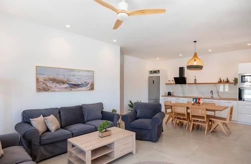 Logaras Villa | Moonshine Villa - A stone`s throw from the beach