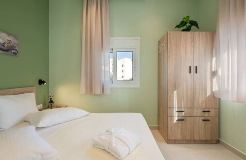 Nea Chora Apartment | M City 6 | 100 meters from the beach