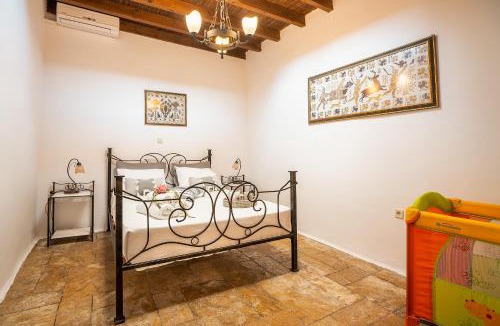 Psinthos House | Fedra's Traditional House