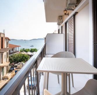Ouranoupoli Apartment | OURANOS Coastal Suites