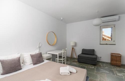 Mandrakia House | Villa Hera by Milos Concierge