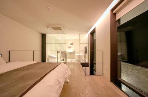 Dongtan Hotel | 동탄브라운도트호텔 구 js더클래식호텔