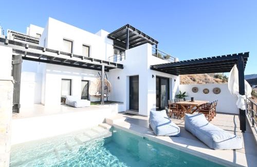 Kamari Villa | Gestema Luxury Residences