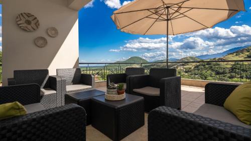 Vitoumas Apartment | "LaGo Village House" Family & Group Retreat near Meteora