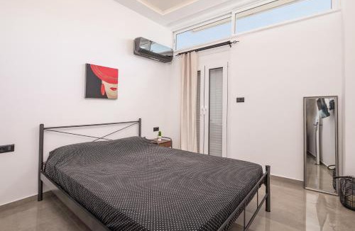 Zipari Apartment | Magical Brand New Suite