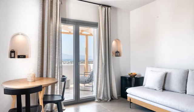 Mirabelle Luxury Villas