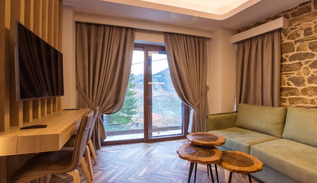 Adryades Luxury Apartments