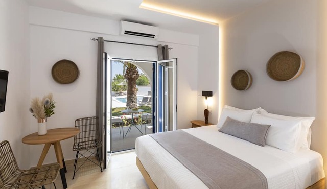 Louis Studios Hotel