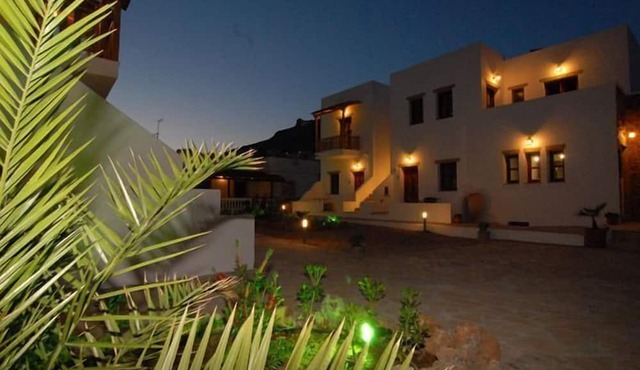 Panteli Beach Studios & Apartments