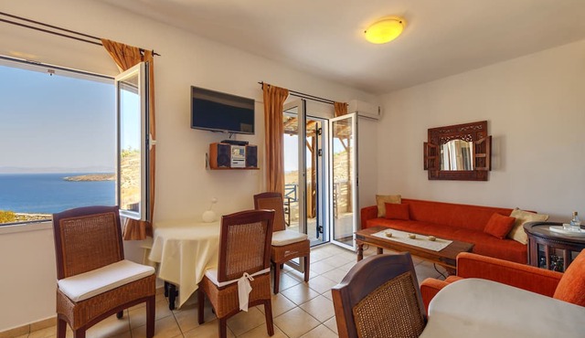 Sunrise Beach Suites